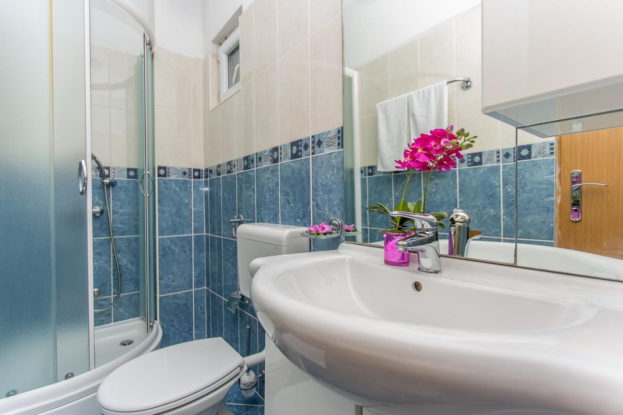 Apartments Grepo Sljeme Макарска Екстериор снимка