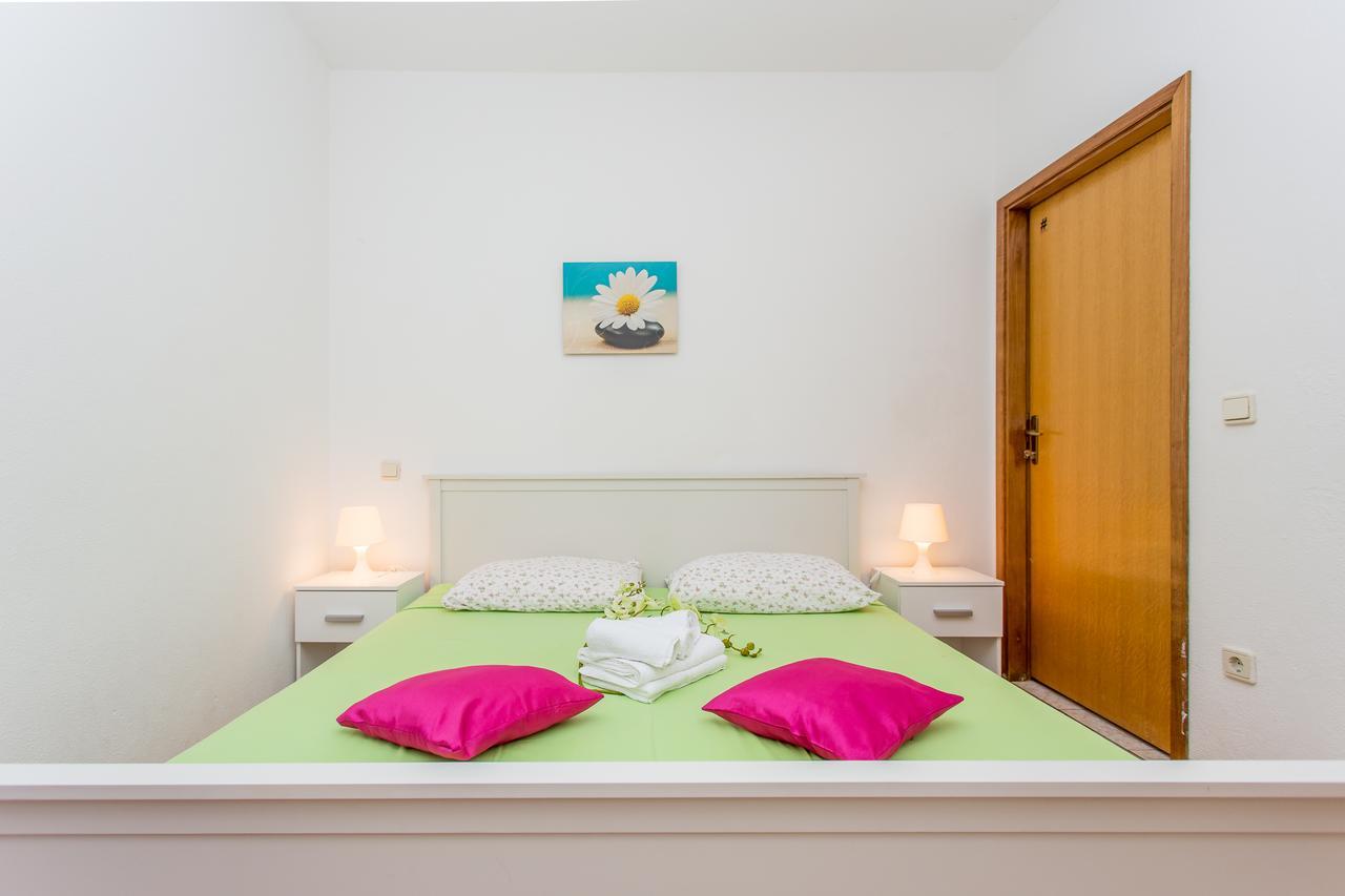 Apartments Grepo Sljeme Макарска Екстериор снимка