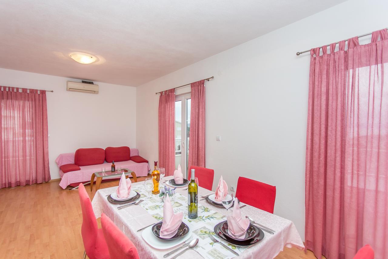Apartments Grepo Sljeme Макарска Екстериор снимка