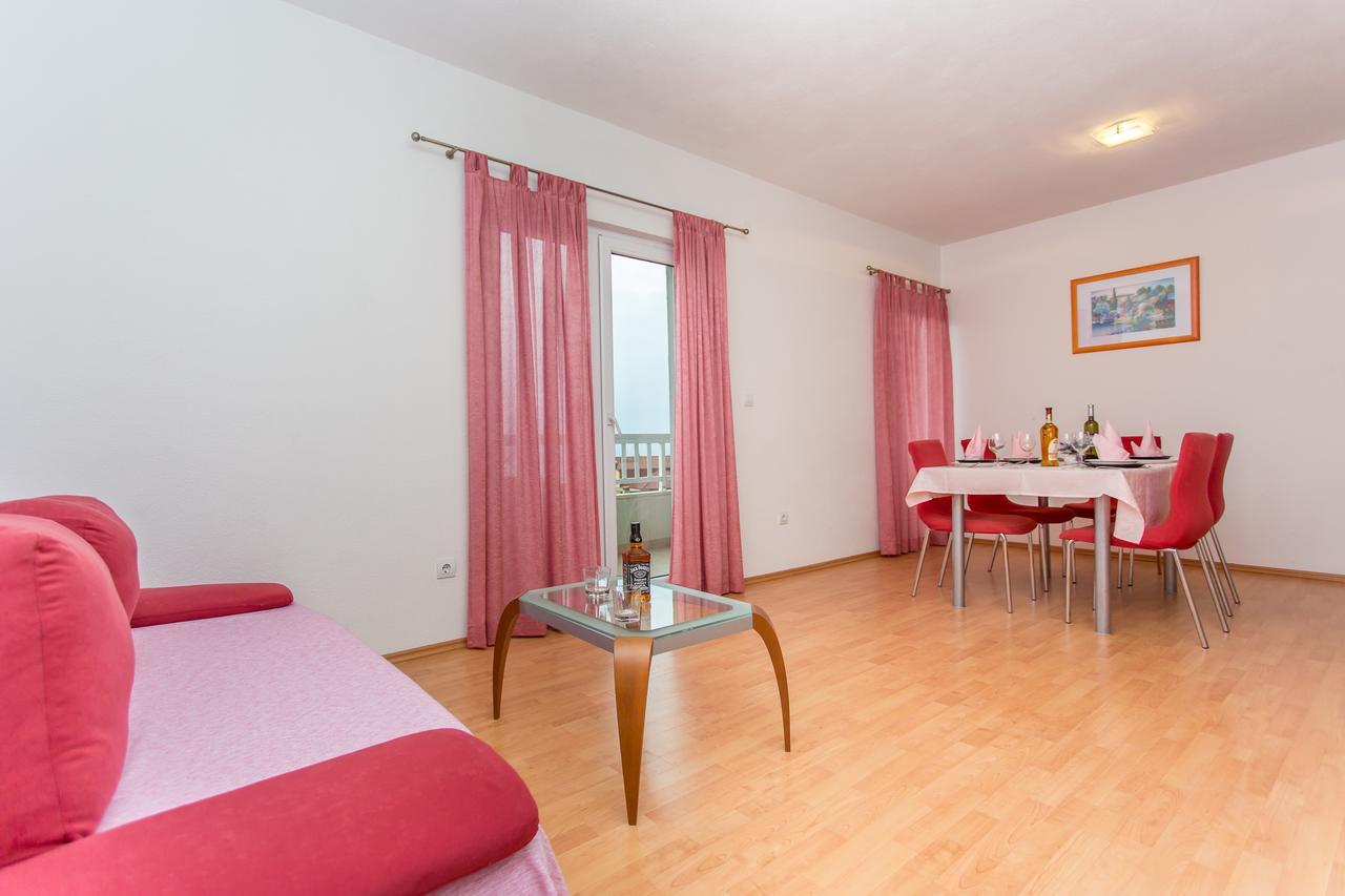 Apartments Grepo Sljeme Макарска Екстериор снимка
