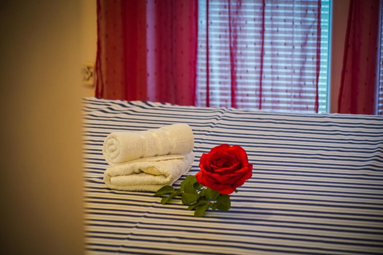 Apartments Grepo Sljeme Макарска Екстериор снимка